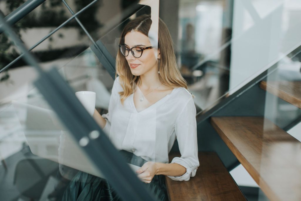 Jeśli chcesz, aby Twoja strona internetowa była widoczna w wyszukiwarkach, musisz zainwestować w SEO