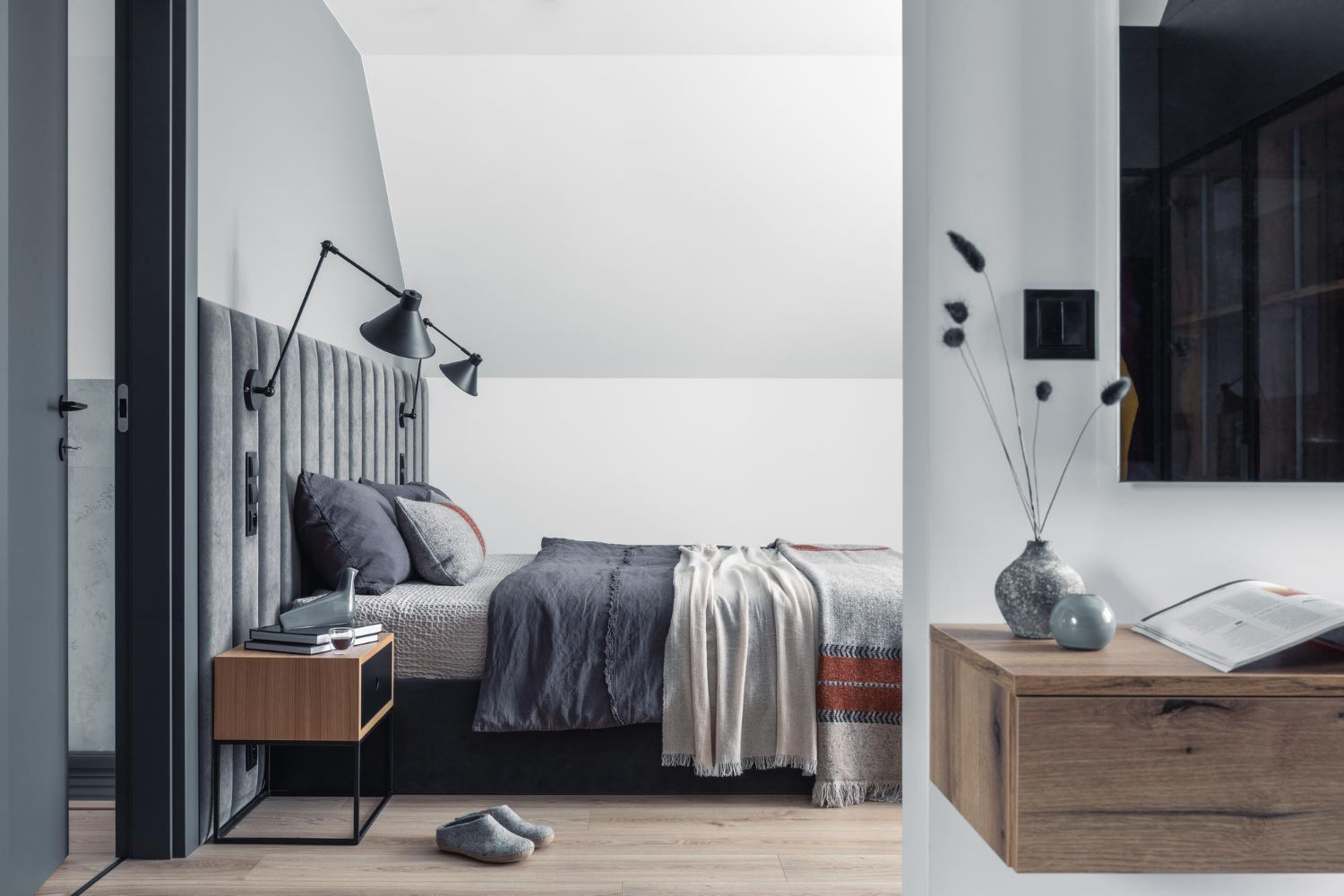 Wykorzystanie drewnianych desek do podłóg z ogrzewaniem podłogowym: korzyści i wady