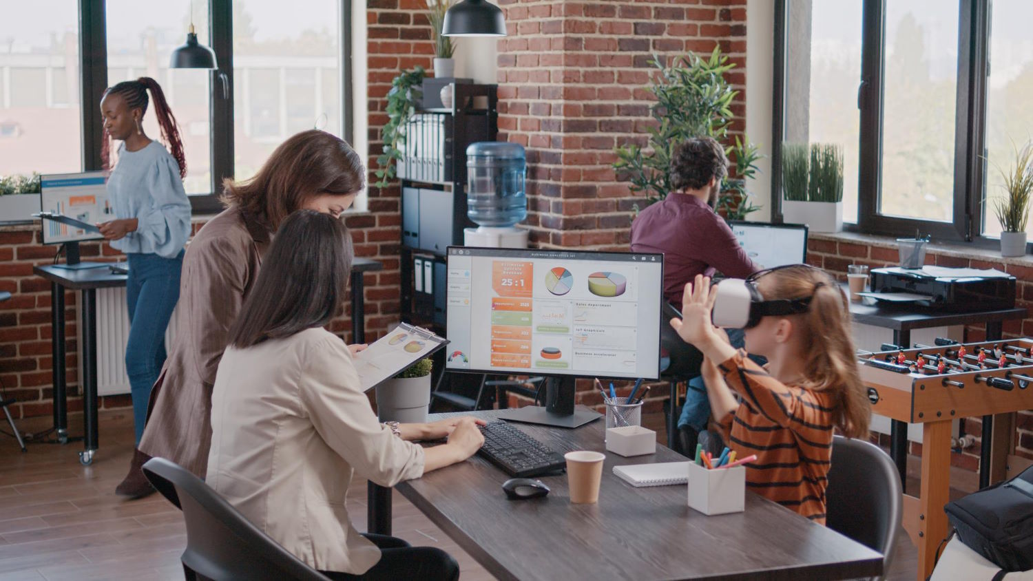 Zaawansowane zasilacze awaryjne APC: gwarancja niezawodności i innowacyjności